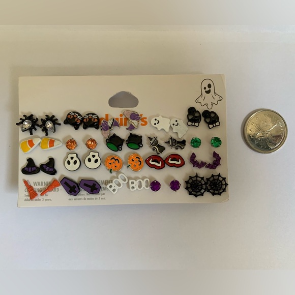 New Claire’s Fun Spooky Halloween Earrings Set👻🎃 - Picture 7 of 7
